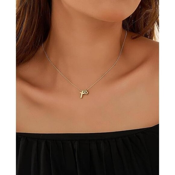 Waterproof 14K Gold Initial Necklace with Adjustable Chain - Elegant & Stylish - Picture 2 of 9